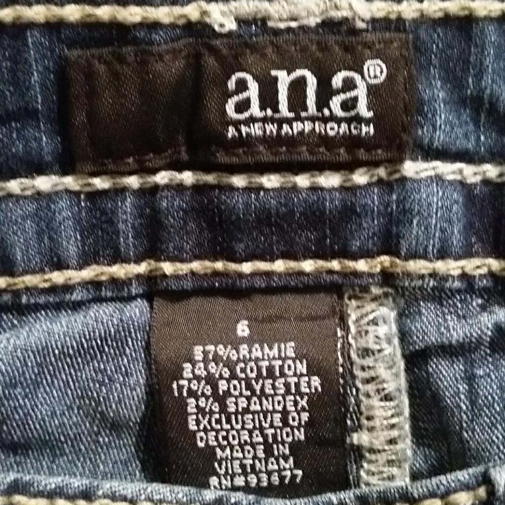 Blue ANA Capri whiskered size 6 rhinestones - Picture 5 of 5