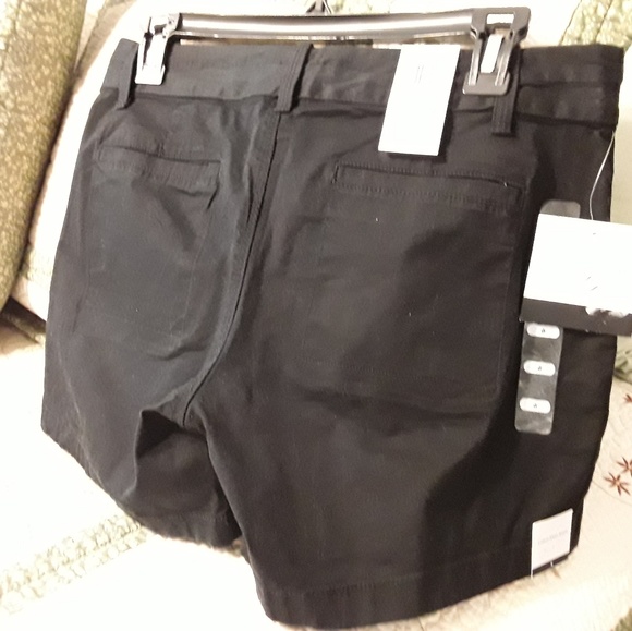 CALVIN KLEIN NWT WOMEN,S BLACK SIZE 6 SHORTS - Picture 5 of 8