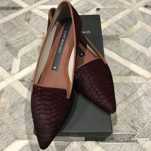 NIB Matt Bernson Gauloise Flats in Wine Snake Pony
