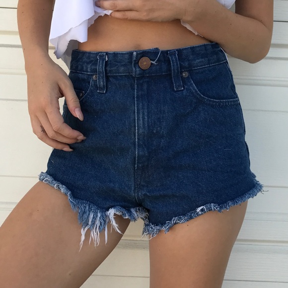 Urban Outfitters high waisted denim shorts - Picture 2 of 5