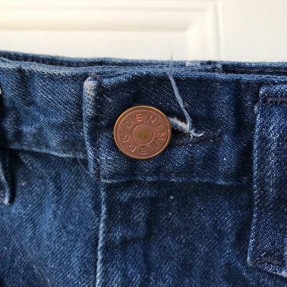 Urban Outfitters high waisted denim shorts - Picture 4 of 5