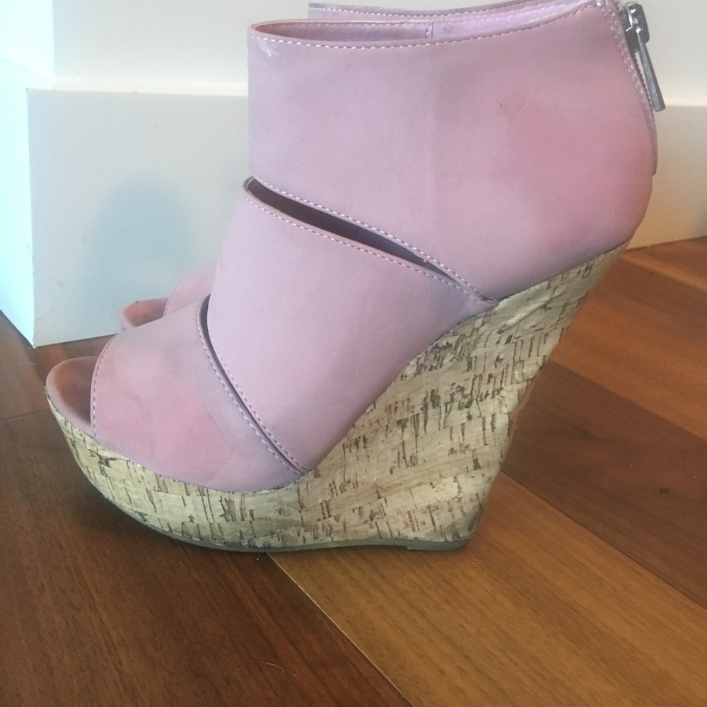 Pink blush wedges