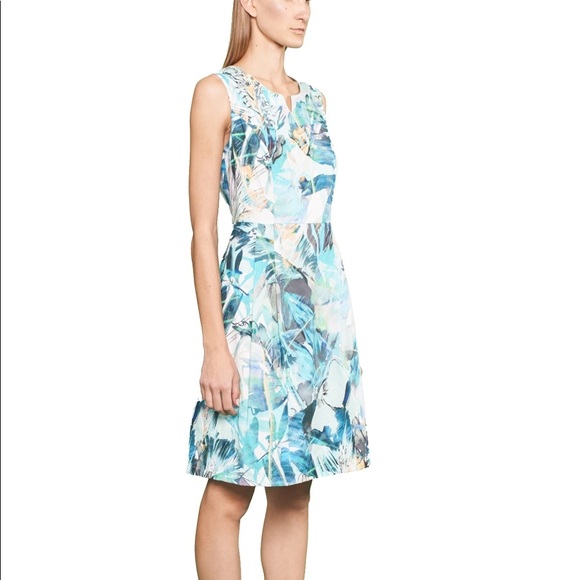 Tropical Printed Midi Dress - Picture 2 of 6