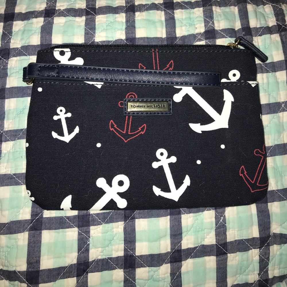 Tommy Hilfiger nautical clutch