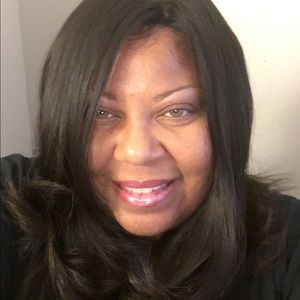 Meet your Posher, Nakia