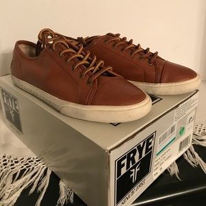 Frye Ladies Mindy Low - size 6M