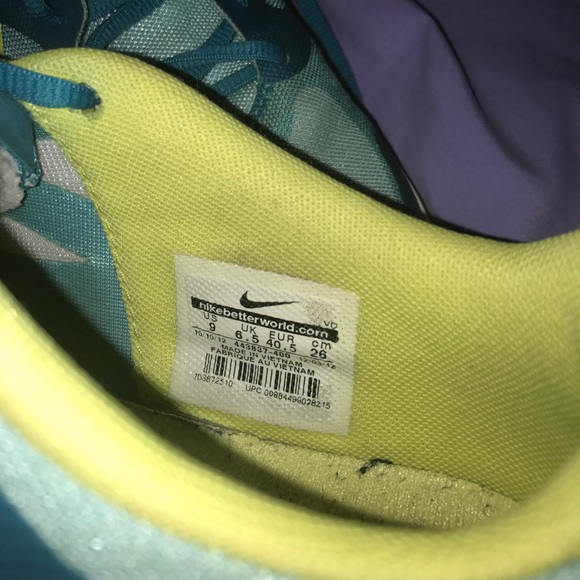 Nike Duel Fusion Sneakers - Picture 4 of 4