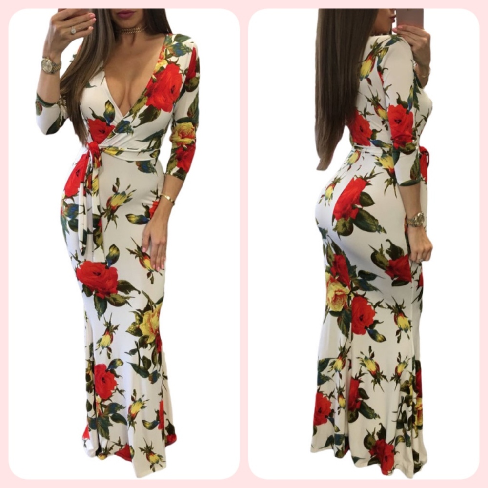 NWOT➡️ 3/4 Sleeve <Maxi Dress