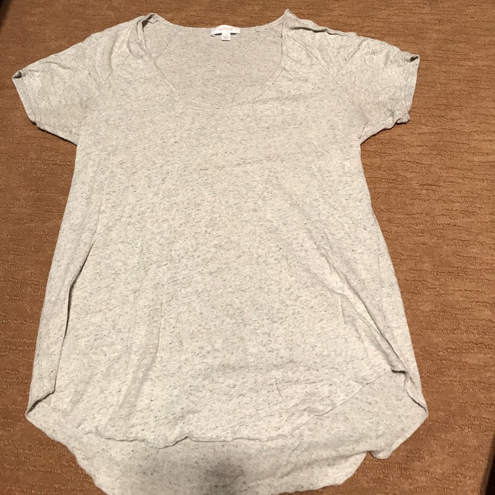 Grey tshirt