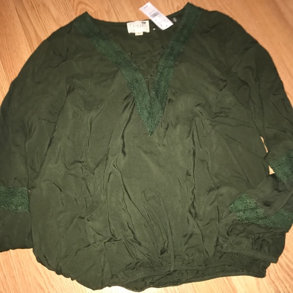 NWT PacSun Emerald Green Dressy Top! - Picture 3 of 3