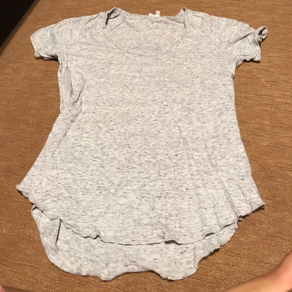 Grey tshirt