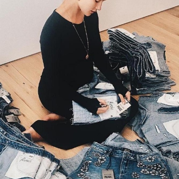 ROSIE HW X PAIGE COLLECTION BABES SHORT - Picture 5 of 8