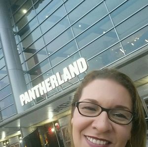 Meet your Posher, Yadira