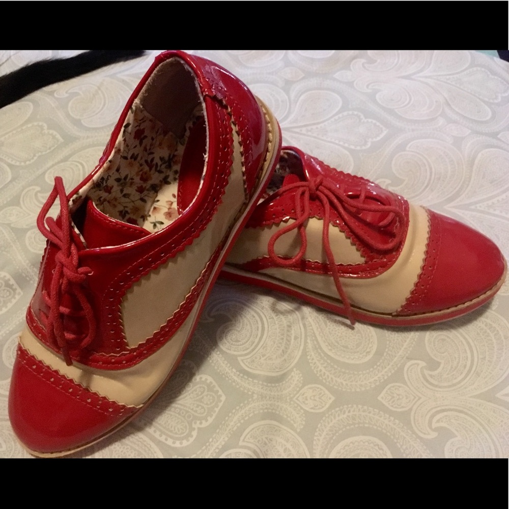 Red and tan oxford brogues