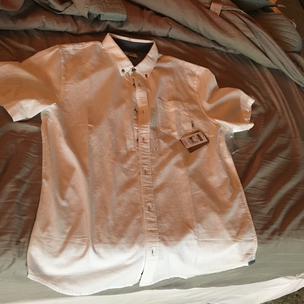 White vans buttonup