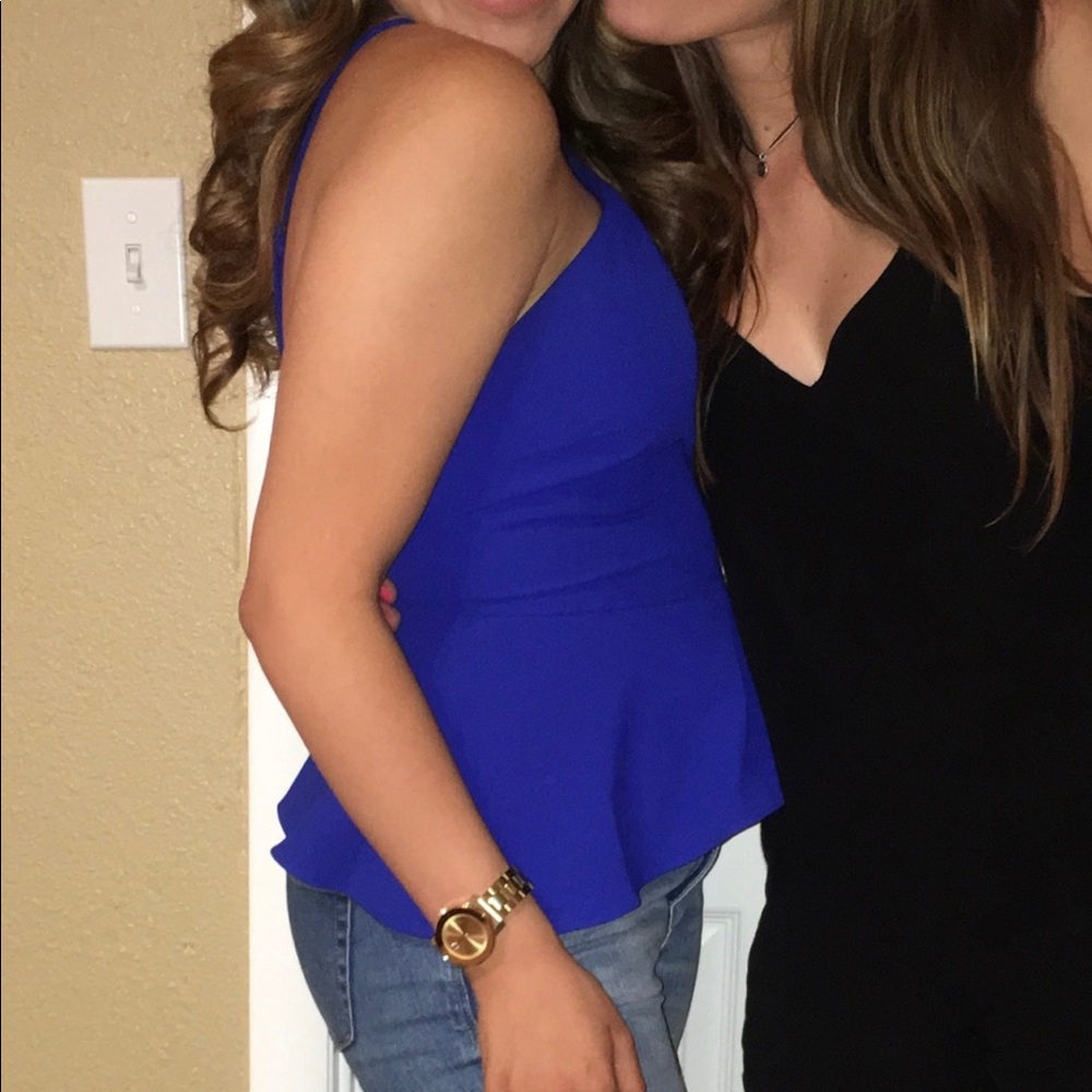 Blue top