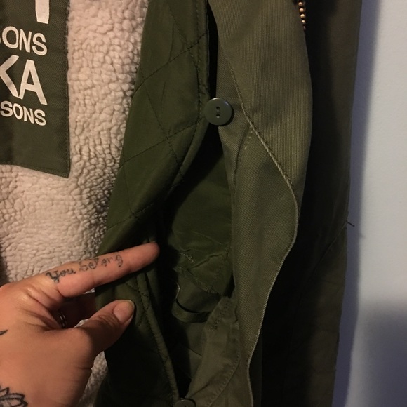 Olive green double layered winter coat - Picture 4 of 5