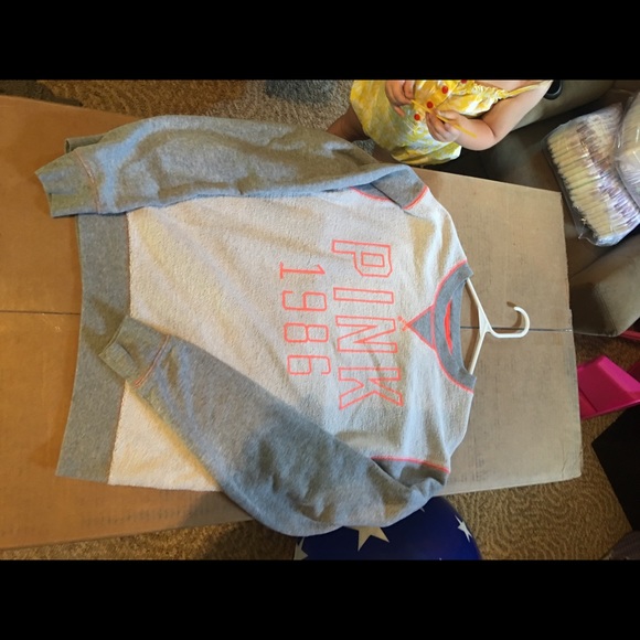 Pink Pullover Small - Picture 1 of 1