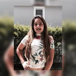 Meet your Posher, Juliana