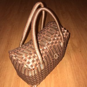 Hand bag