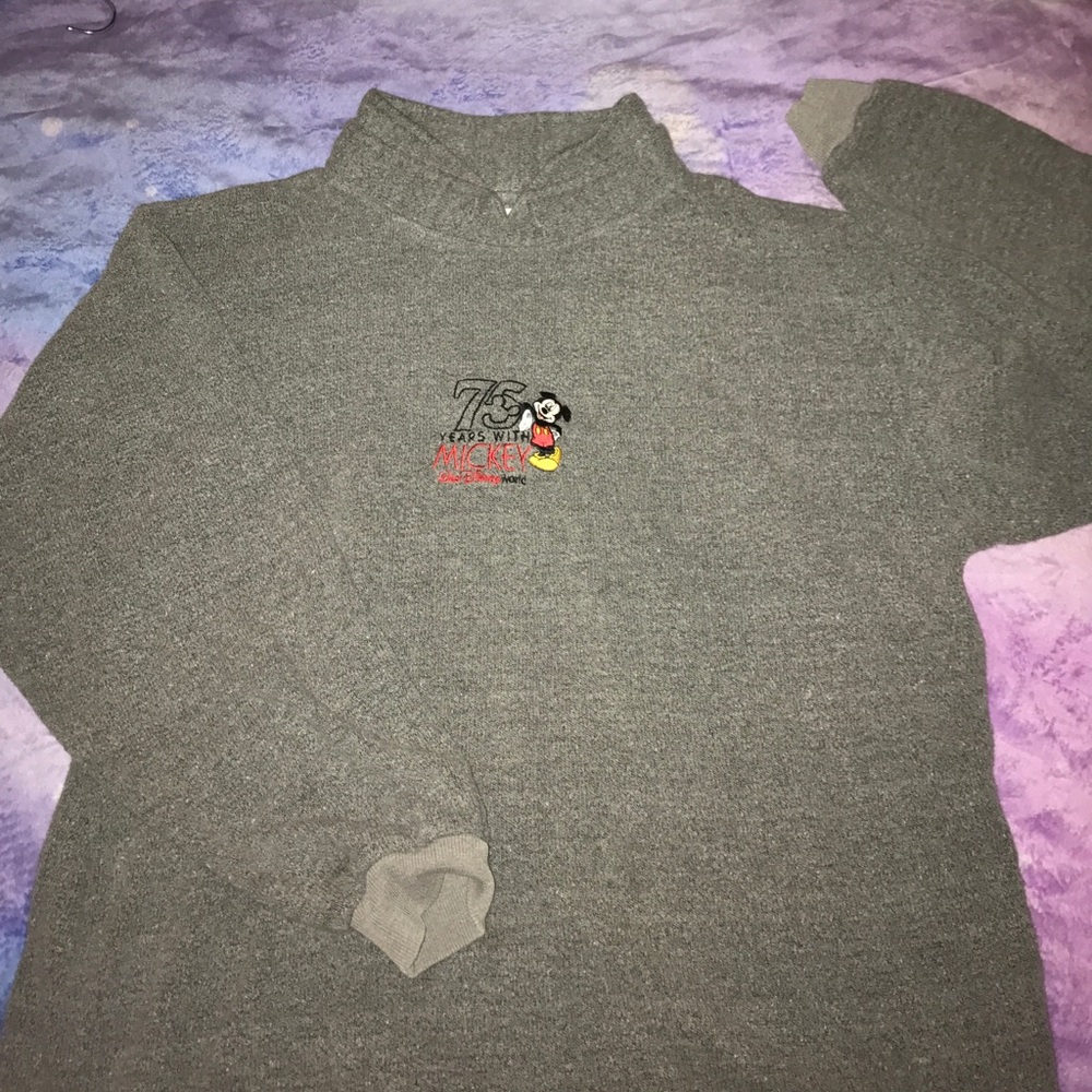 Over sized Mickey Mouse sweat shirt
