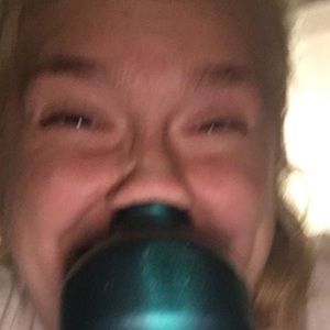 Meet your Posher, Carson