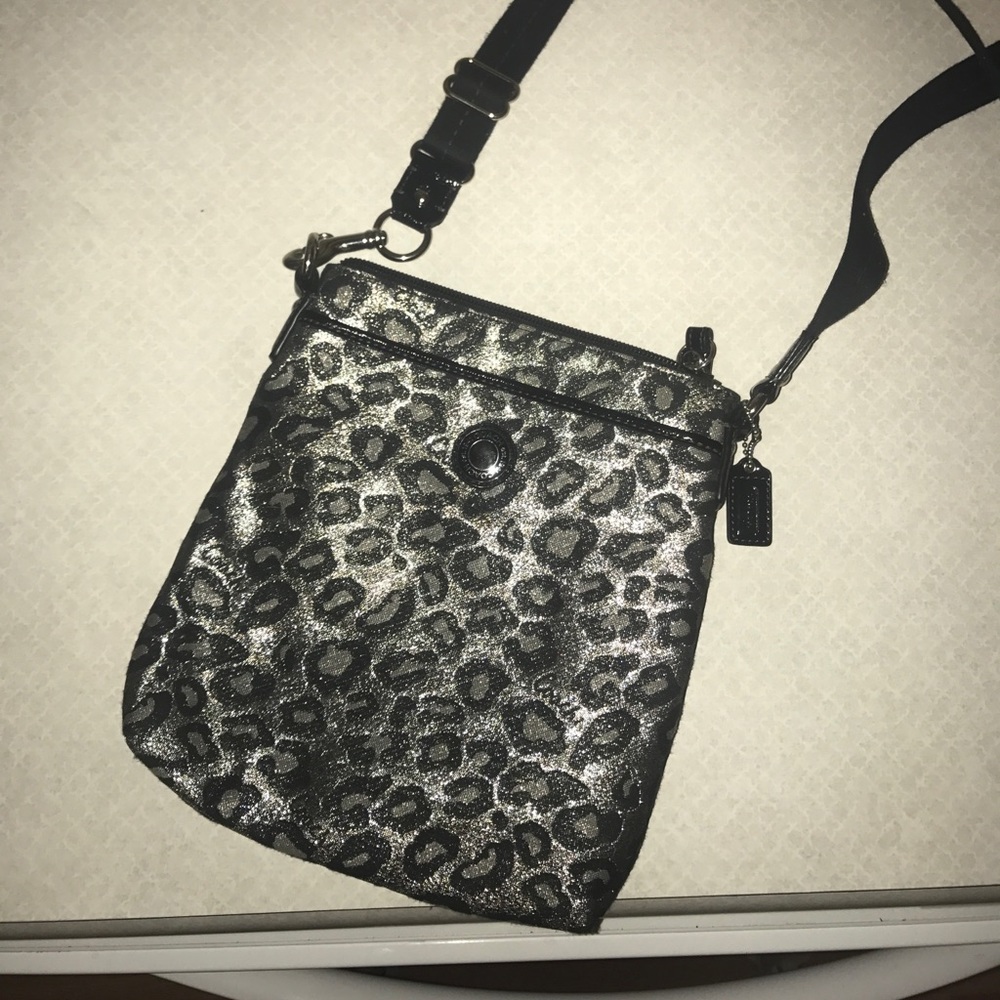 Authentic coach crossbody purse