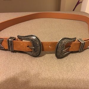 Adjustable belt - 5 belt loops