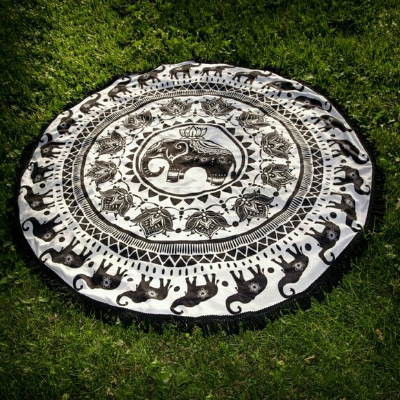 🐘Enchanted Elephant Round Towel!🐘 - Picture 4 of 8
