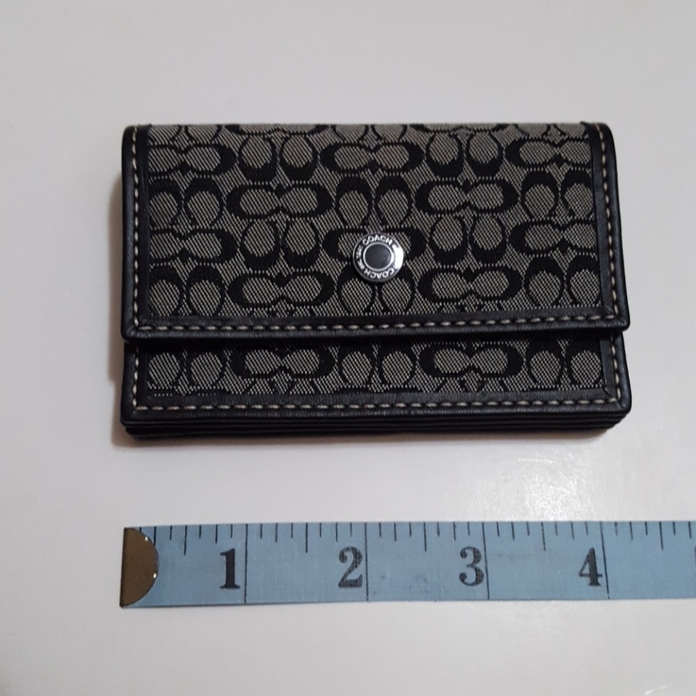 🚫SOLD🛇 AUTHENTIC Coach brand Card Wallet