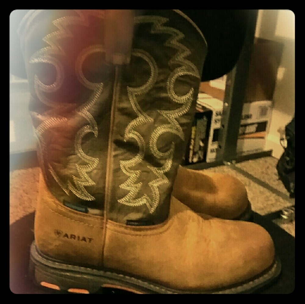 Ariat WorkHog H2O composite toe boots