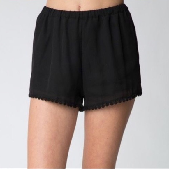 Brandy Melville Pants - Brandy Melville Shorts