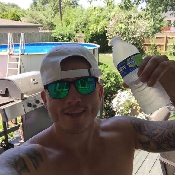 Meet your Posher, Daniel - Picture 1 of 1