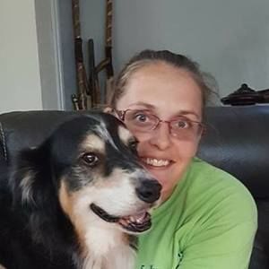 Meet your Posher, Mona