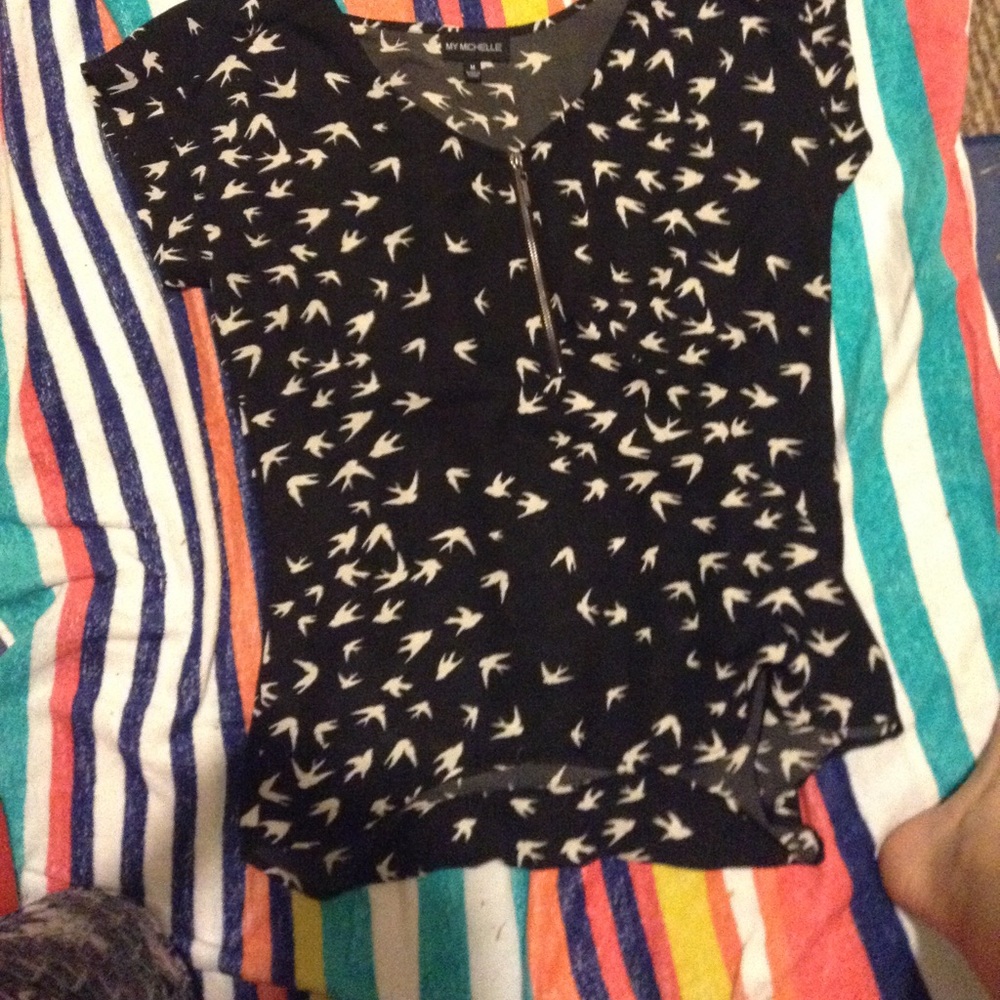 Black and white shirt with swallows on it