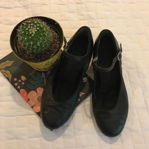 Character Shoes Dance Capezio