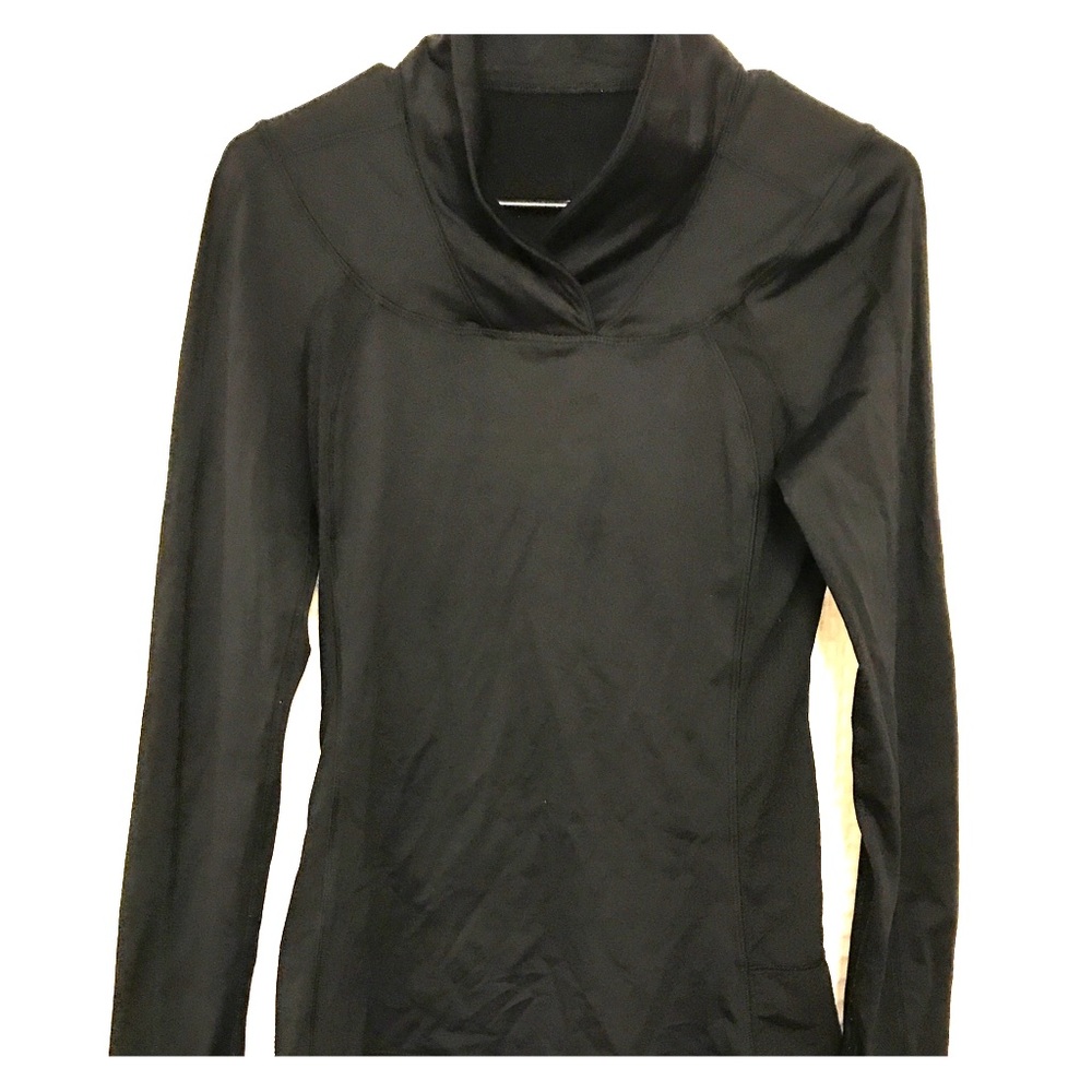 *FINAL MARK DOWN!*Lululemon Long Sleeve Top - 4or6