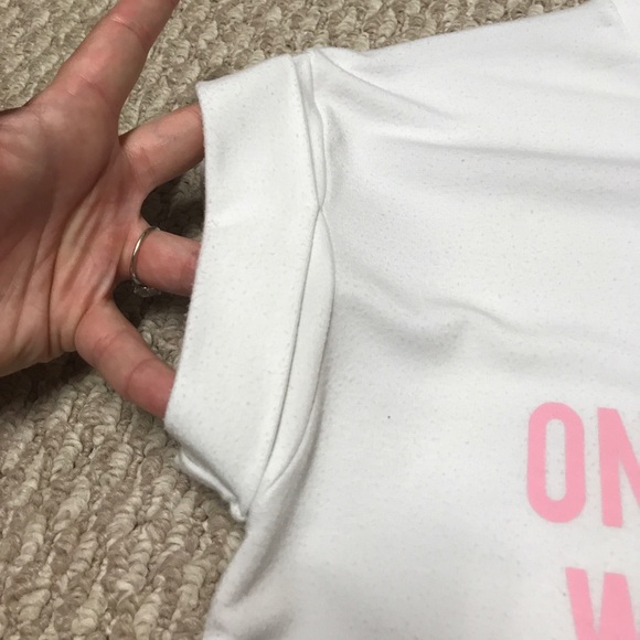 Brandy Melville crop top - Picture 4 of 6