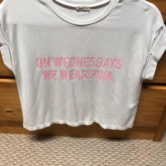 Brandy Melville crop top - Picture 2 of 6