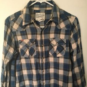 Women's long sleeve flannel
