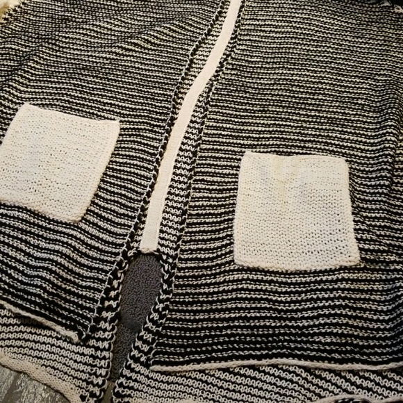 SLOANE ROUGE CARDIGAN / SWEATER KIMONO - Picture 3 of 3