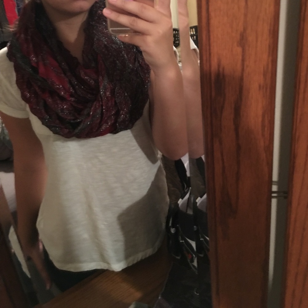 Red & Black Infinity Scarf🔴