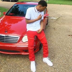 Meet your Posher, Derick