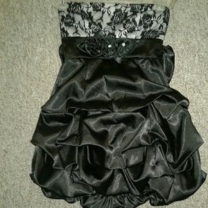 Strapless dress