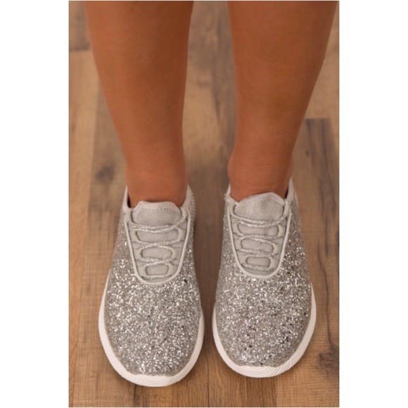 🆕LAST ONE Silver Glitter Sneakers - Picture 6 of 8