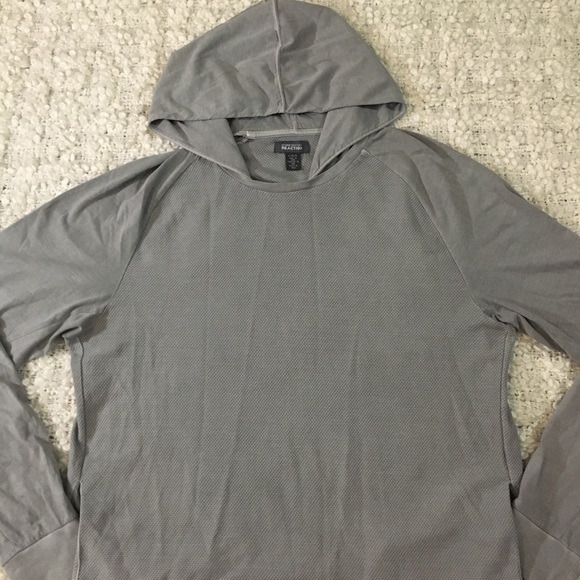 Kenneth Cole Reaction Long Sleeve Pullover Hoodie - Picture 3 of 4