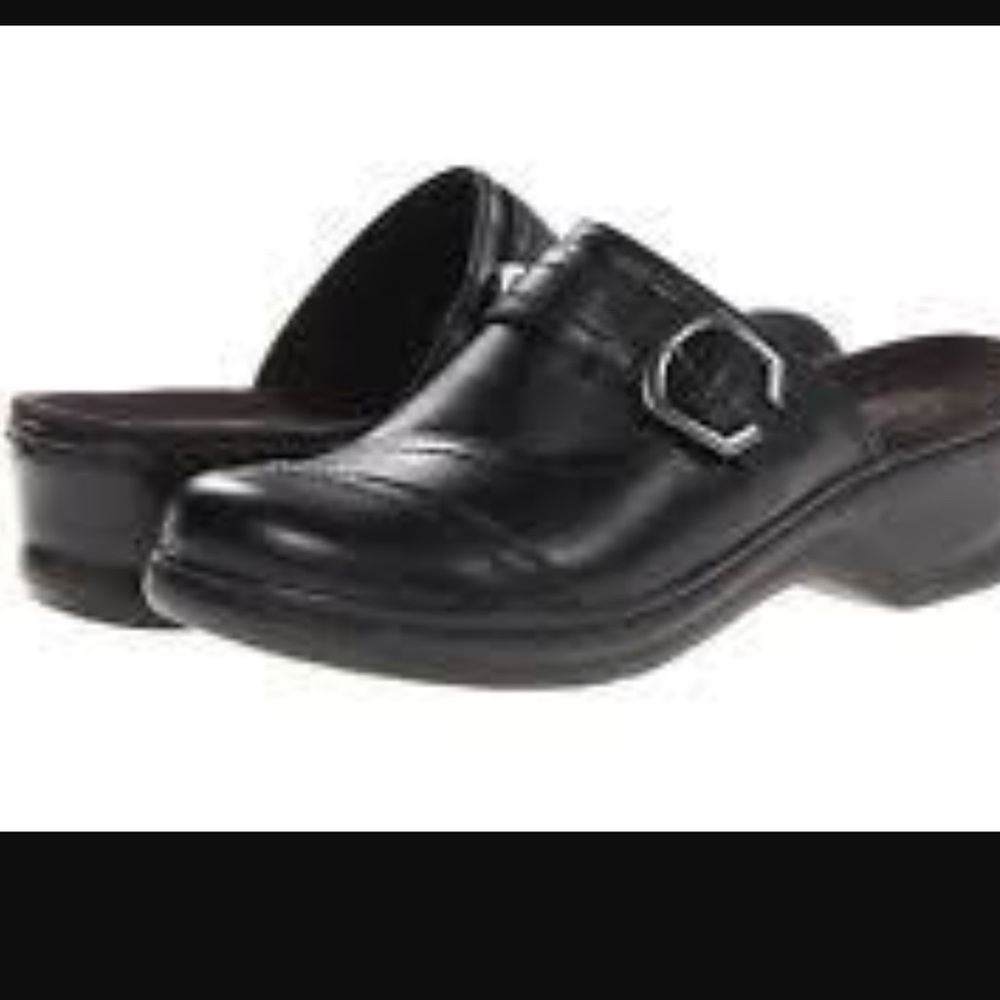 Clarks Lexi Crabapple  Leather Slip Ons
