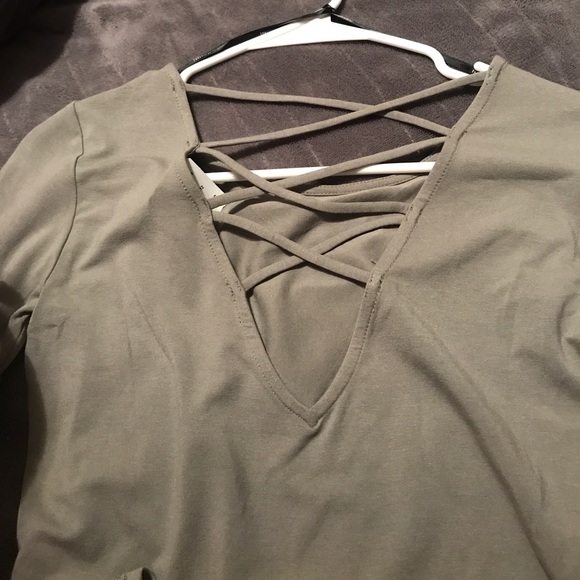 Cropped long sleeve - Picture 2 of 2