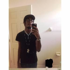 Meet your Posher, Aaron