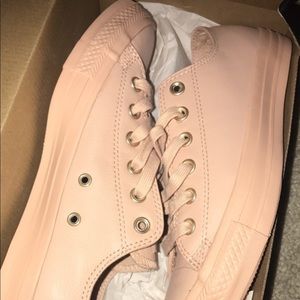 Converse low top leather